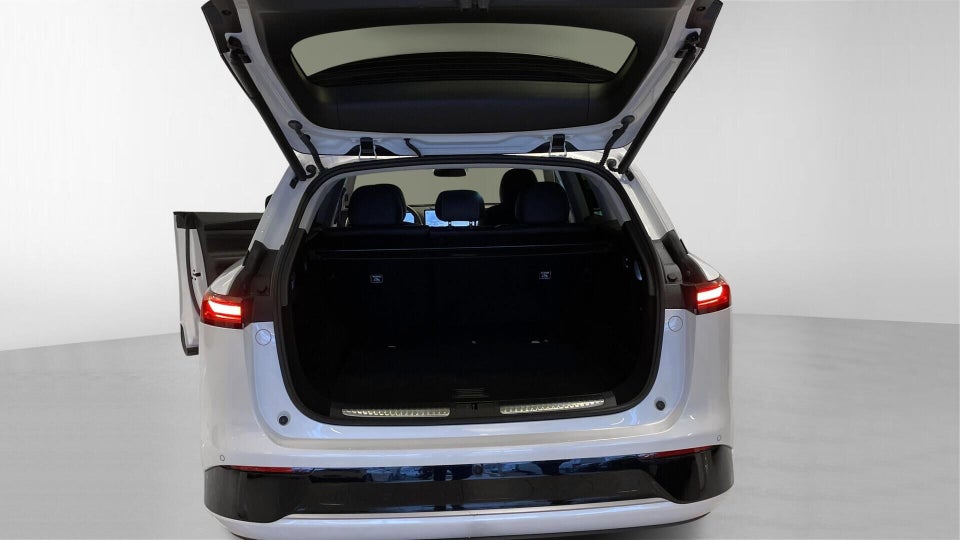 Xpeng G9 Long Range 5d