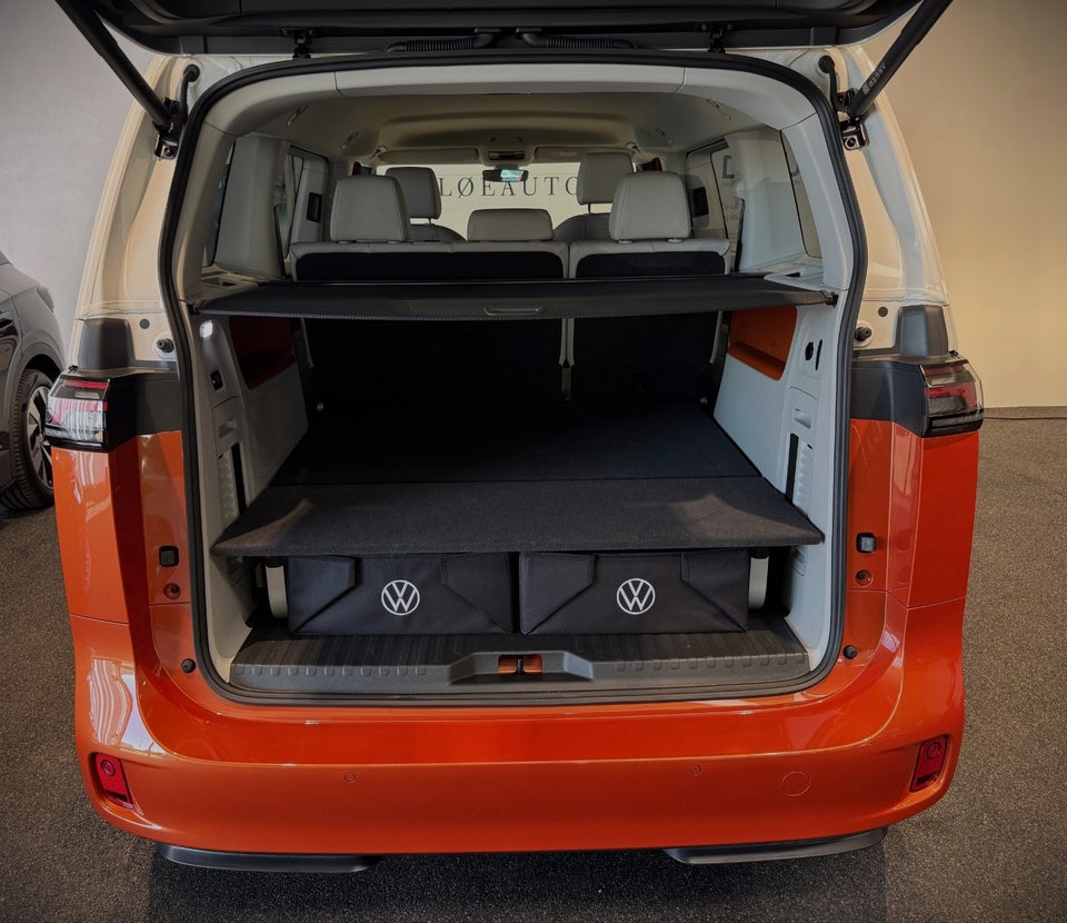 VW ID.Buzz 77 Pro SWB 5d