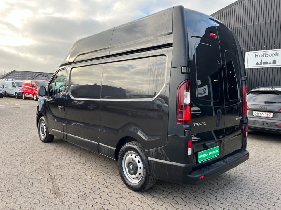 Renault Trafic T29 2,0 dCi 145 L2H2