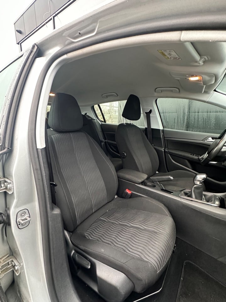 Peugeot 308 1,2 VTi 82 Active 5d