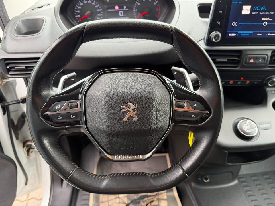 Peugeot Partner 1,5 BlueHDi 130 L2V2 Plus EAT8 Van