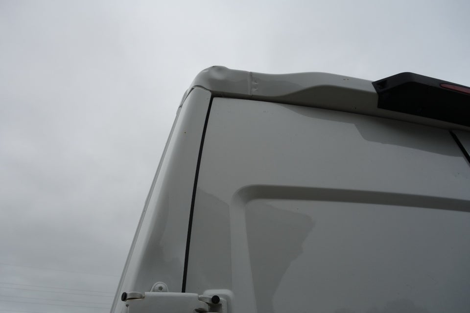 Iveco Daily 2,3 35S16 12m³ Van AG8