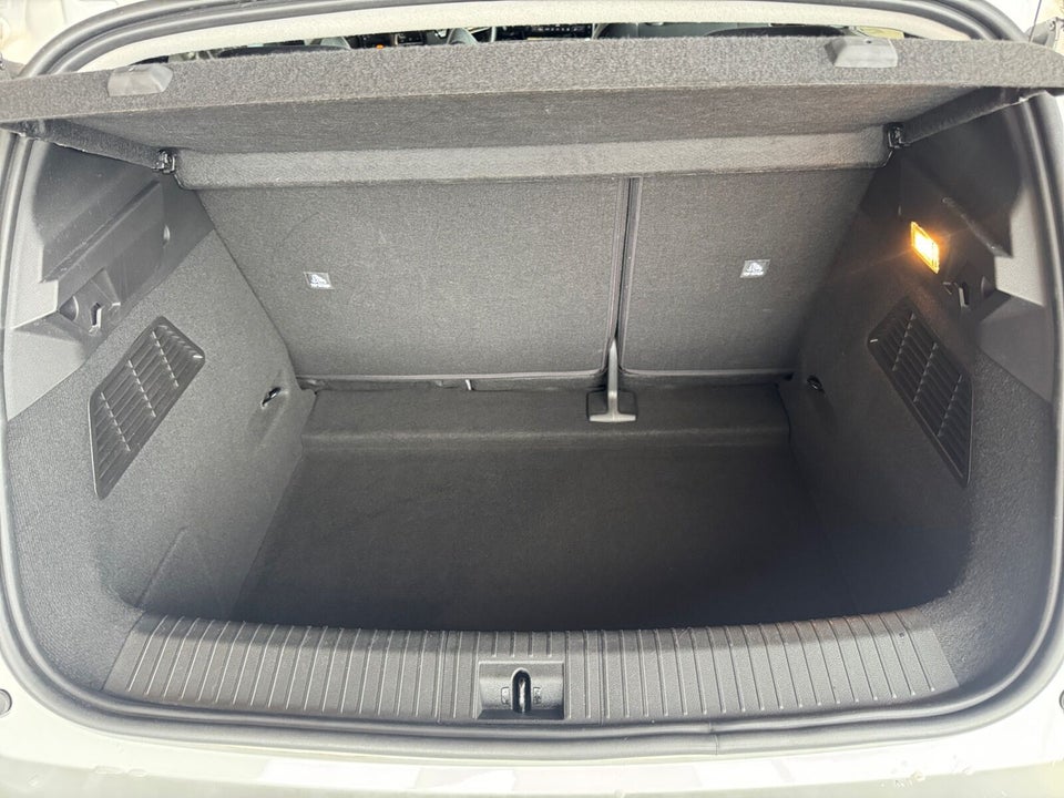 Renault Megane E-Tech 40 Equilibre 5d