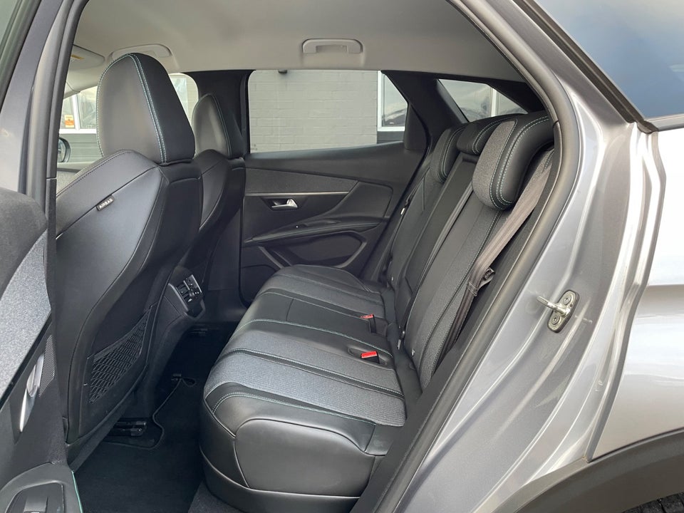 Peugeot 3008 1,6 Hybrid Allure EAT8 5d