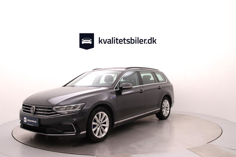 VW Passat 1,4 GTE High Variant DSG 5d