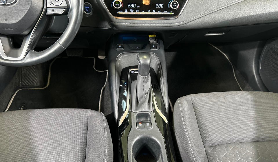 Toyota Corolla 1,8 Hybrid H3 Smart Touring Sports MDS 5d