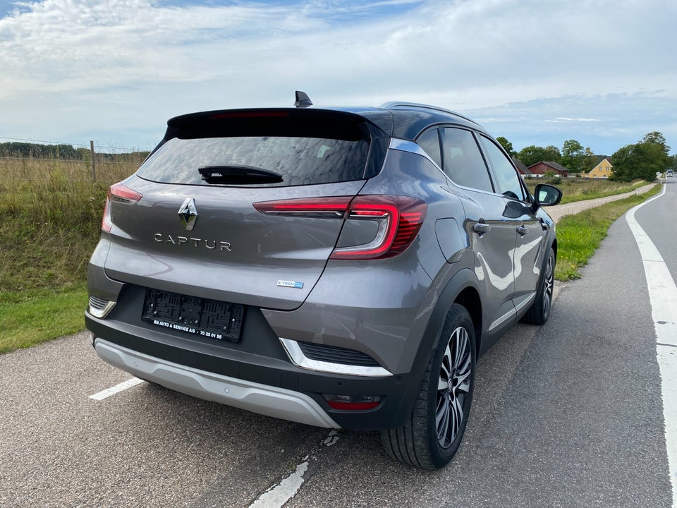 Renault Captur 1,6 E-Tech Initiale Paris 5d
