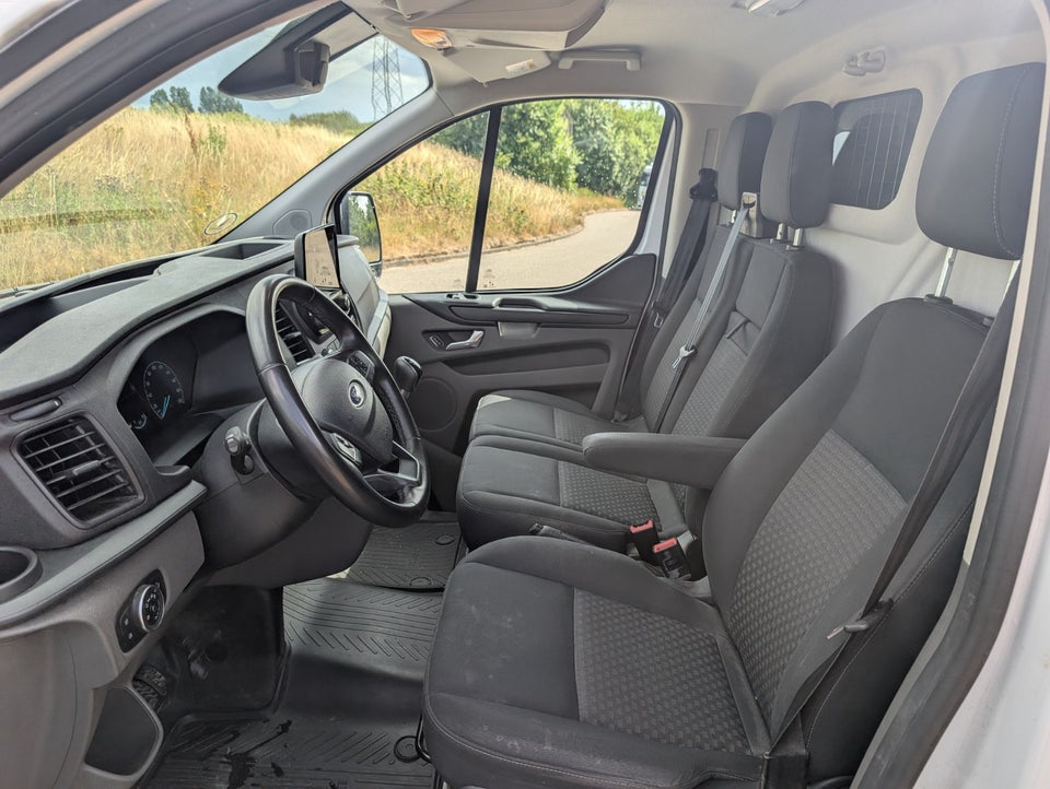 Ford Transit Custom 300 L2 2,0 TDCi 130 Trend
