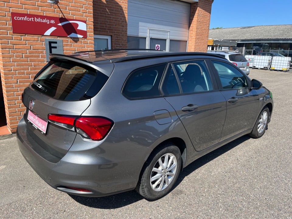 Fiat Tipo 1,4 T-Jet 120 Easy SW 5d