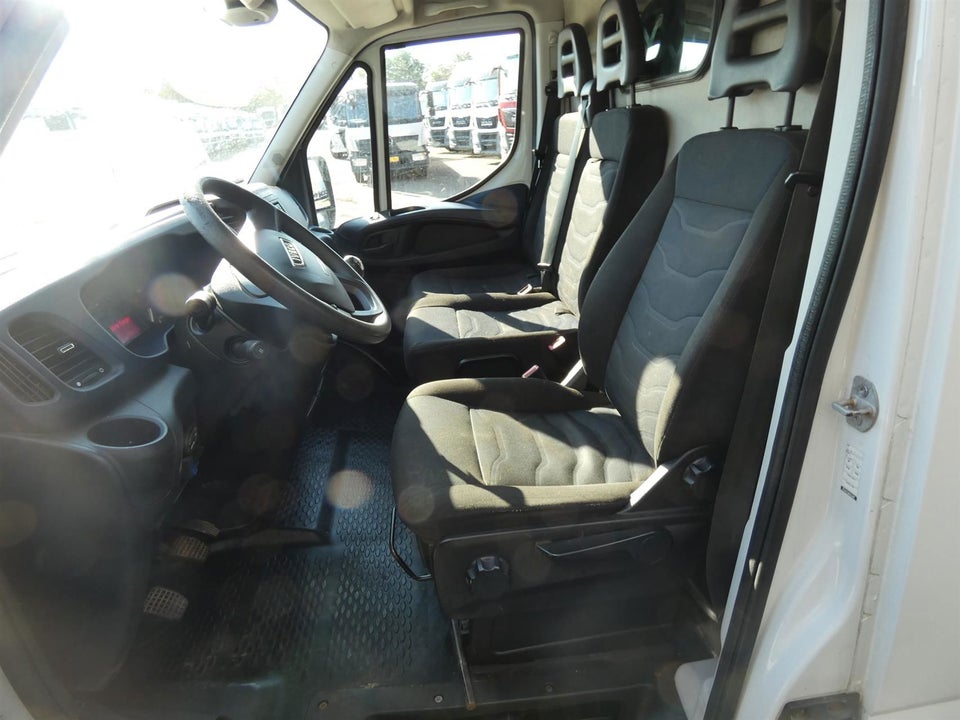 Iveco Daily 2,3 35S14 12m³ Van