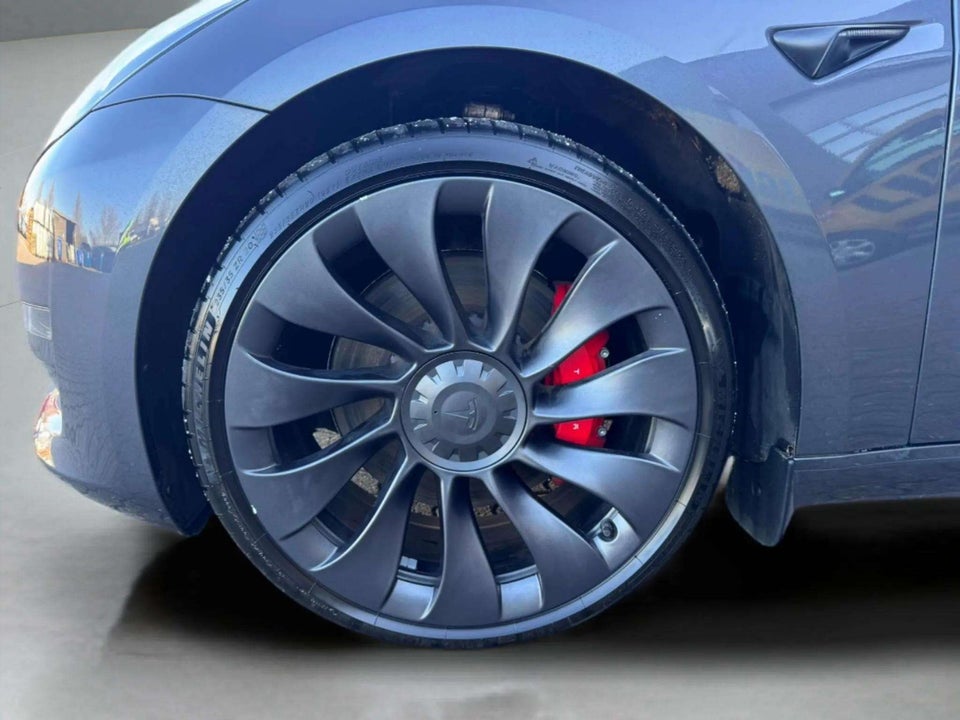 Tesla Model 3 Performance AWD 4d