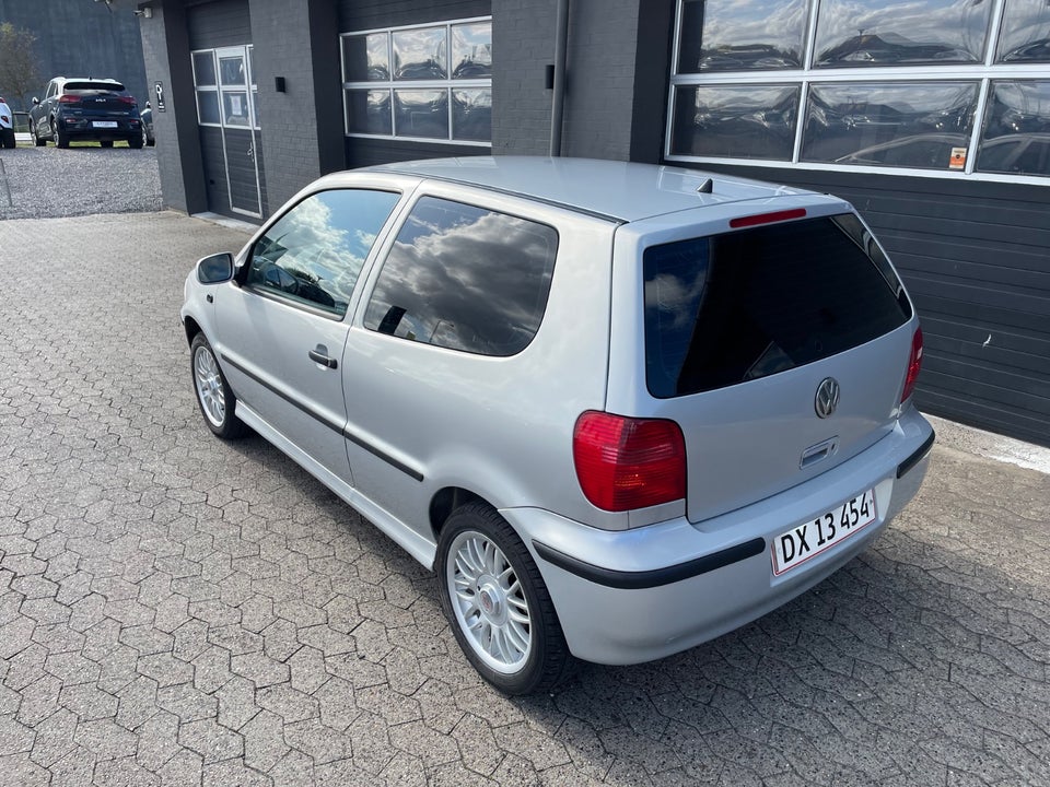 VW Polo 1,4 16V Comfortline aut. 3d