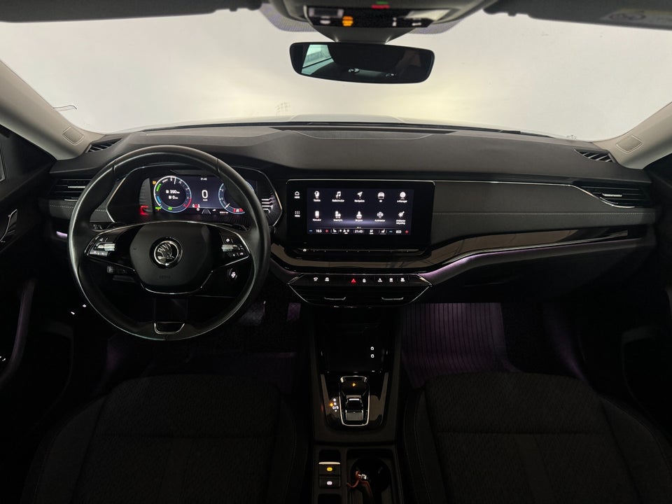 Skoda Octavia 1,4 TSi iV Plus Combi DSG 5d