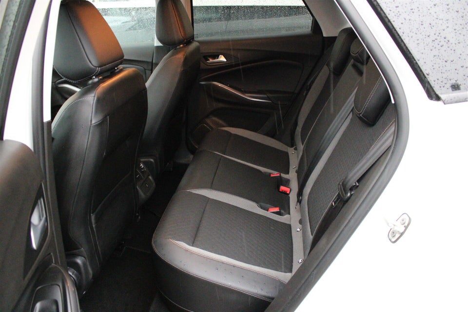 Opel Grandland X 1,6 Hybrid4 Ultimate aut. 5d