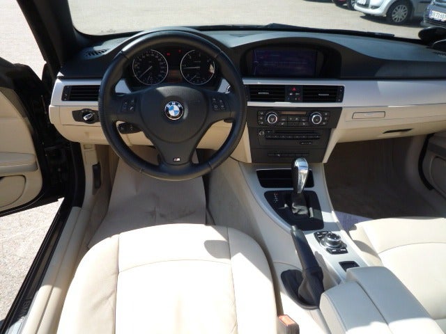 BMW 320d 2,0 Cabriolet aut. 2d