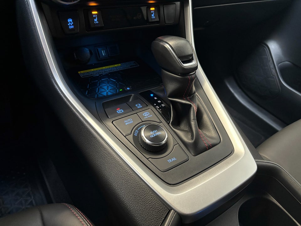 Toyota RAV4 2,5 Plug-in Hybrid Active Premium AWD-i 5d