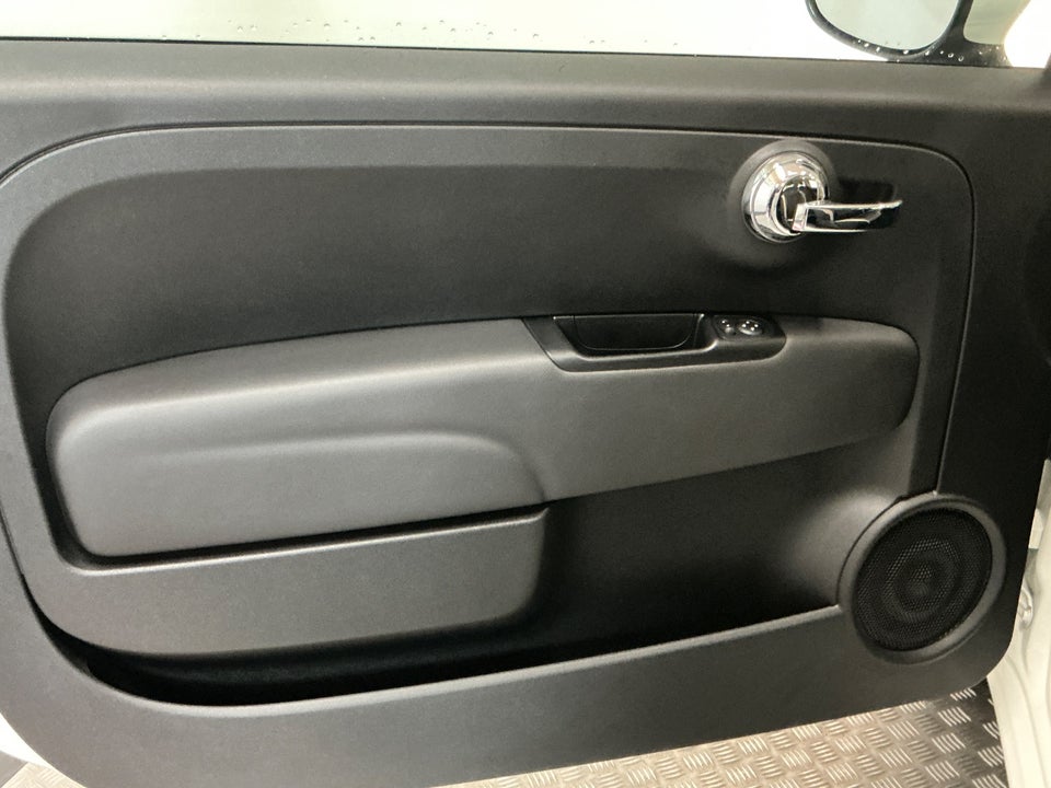 Fiat 500 1,2 Lounge 3d