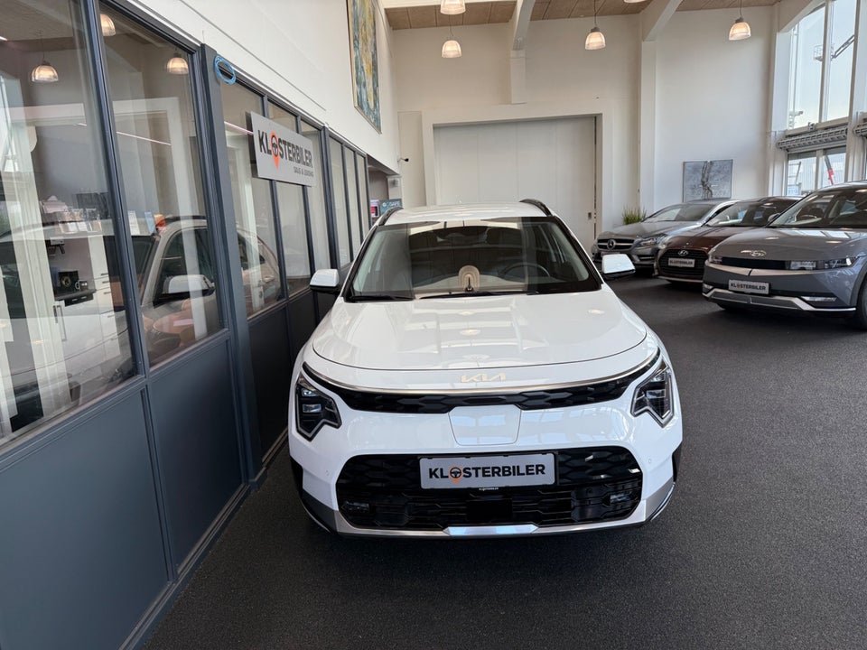 Kia Niro 64 EV Upgrade 5d