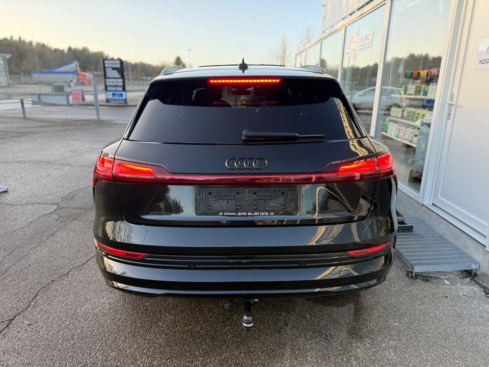 Audi e-tron 55 S-line quattro 5d