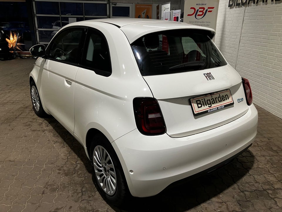 Fiat 500e 42 Icon 3d
