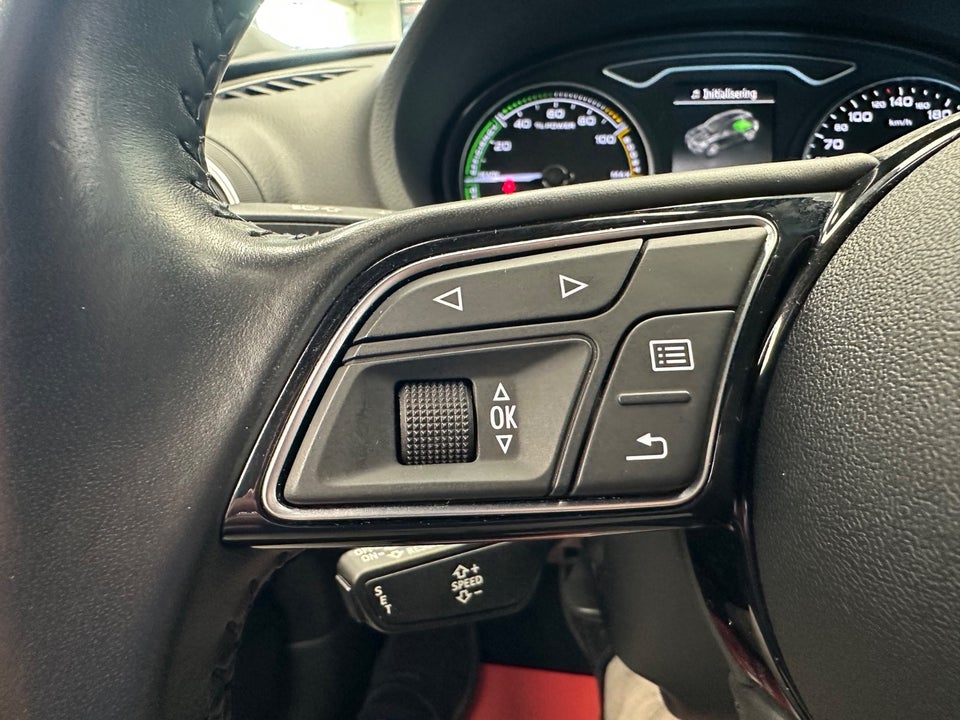 Audi A3 1,4 e-tron Sportback S-tr. 5d