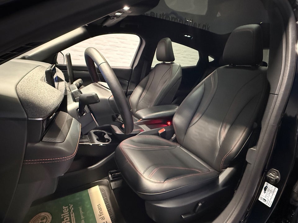 Ford Mustang Mach-E 98 Extended Range AWD 5d