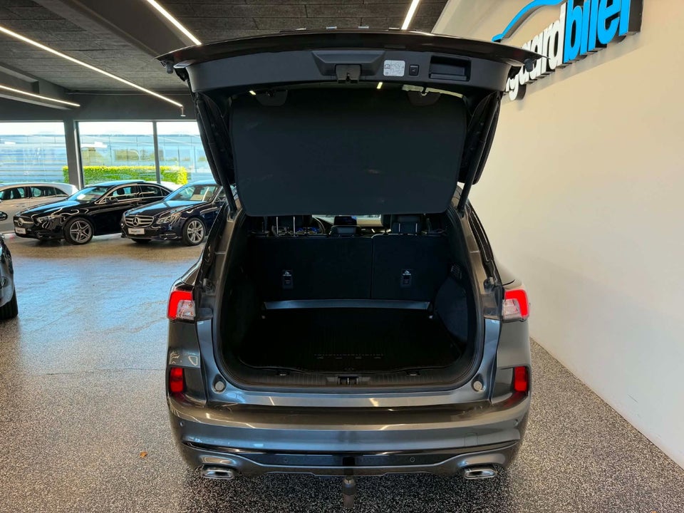 Ford Kuga 2,5 PHEV ST-Line X CVT 5d