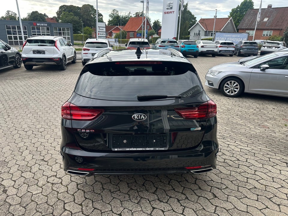 Kia Ceed 1,6 PHEV Prestige SW DCT 5d