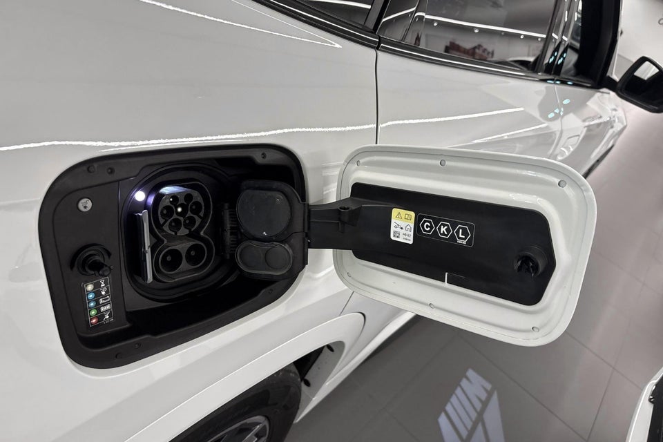 BMW iX1 eDrive20 M-Sport 5d