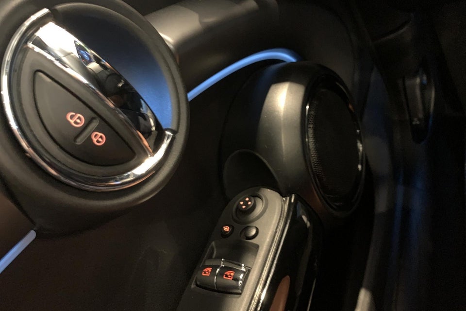 MINI Cooper SE Maximise 3d