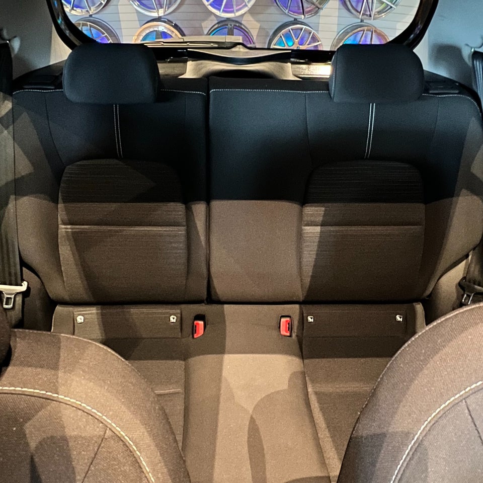 Kia Picanto 1,0 MPi Advance 5d