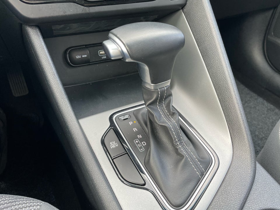 Kia Niro 1,6 PHEV Vision DCT 5d