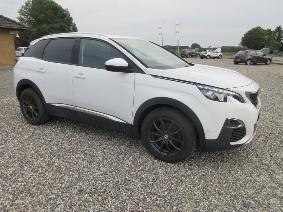 Peugeot 3008 1,5 BlueHDi 130 Allure Pack 5d