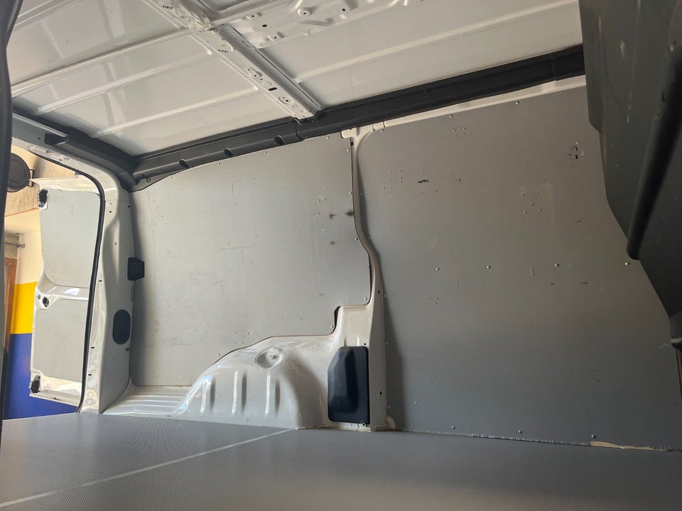 Toyota ProAce 2,0 D 120 Long Comfort Master aut. 5d