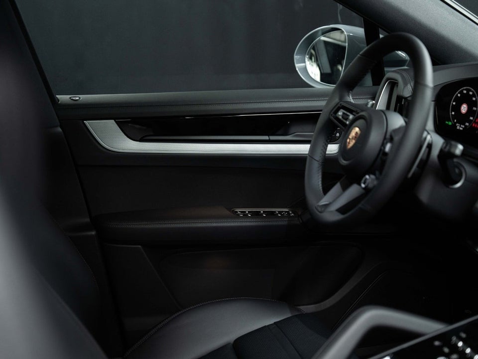 Porsche Cayenne 3,0 E-Hybrid Coupé Tiptr. 5d