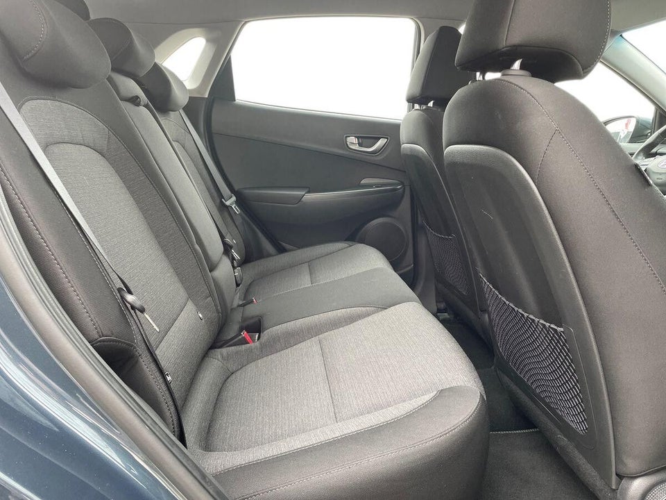 Hyundai Kona 39 EV Select 5d