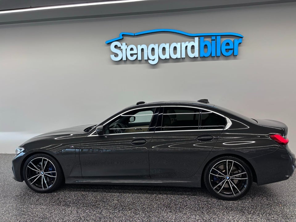 BMW 330e 2,0 M-Sport aut. 4d