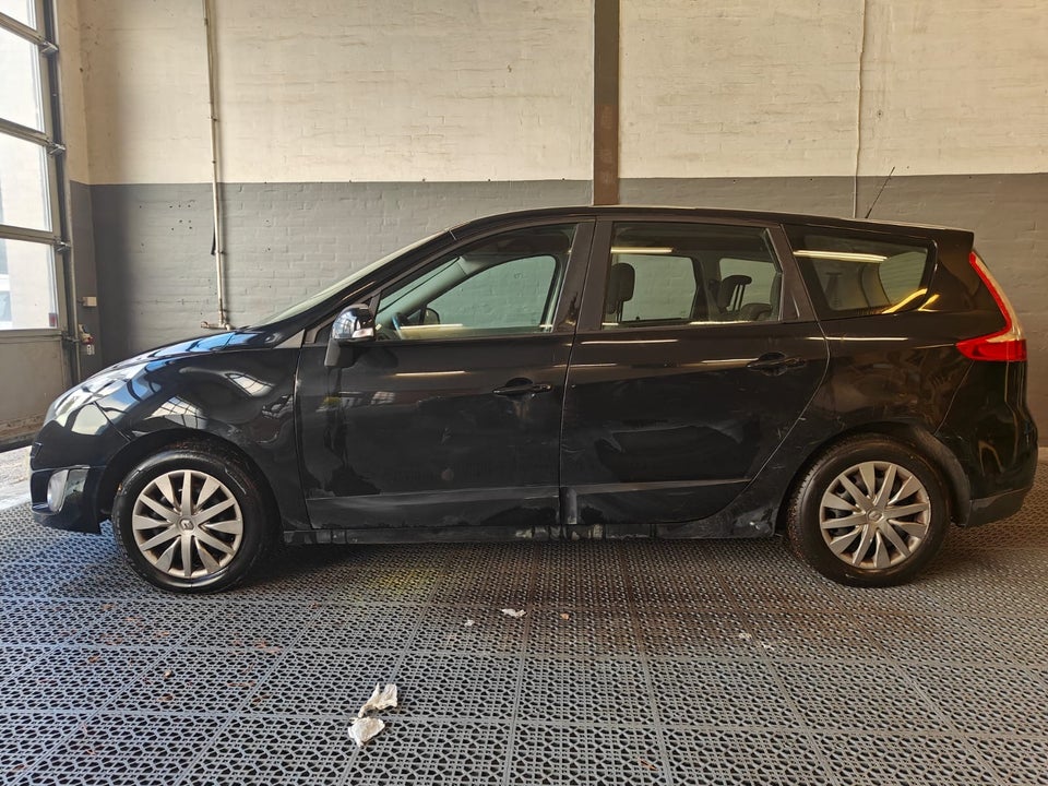 Renault Grand Scenic III 1,6 dCi 130 Expression 7prs 5d