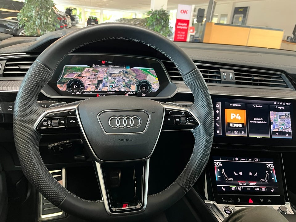 Audi Q8 e-tron 55 S-line Sportback quattro 5d