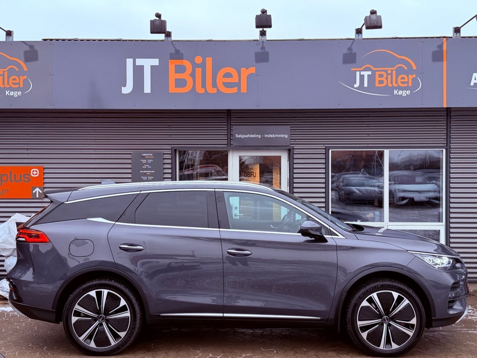 BYD Tang 109 Flagship AWD 7prs 5d