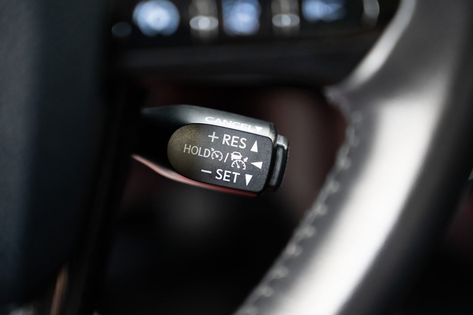 Toyota Prius 1,8 Plug-in Hybrid H4 MDS 5d
