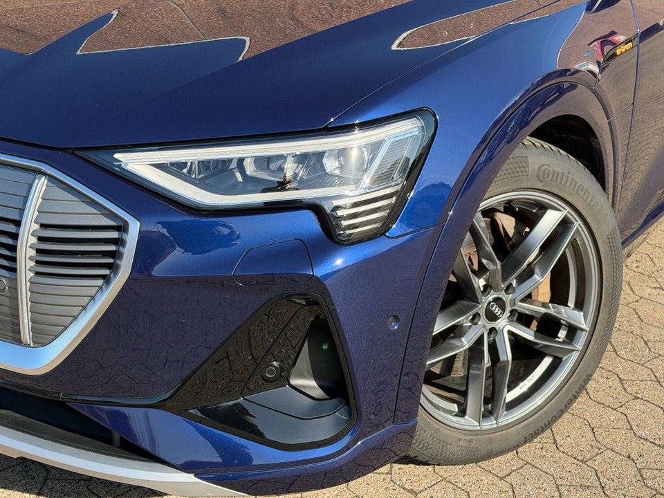 Audi e-tron 55 S-line quattro 5d