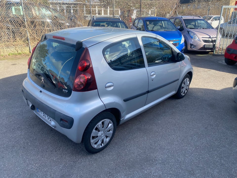 Peugeot 107 1,0 Active Air 5d