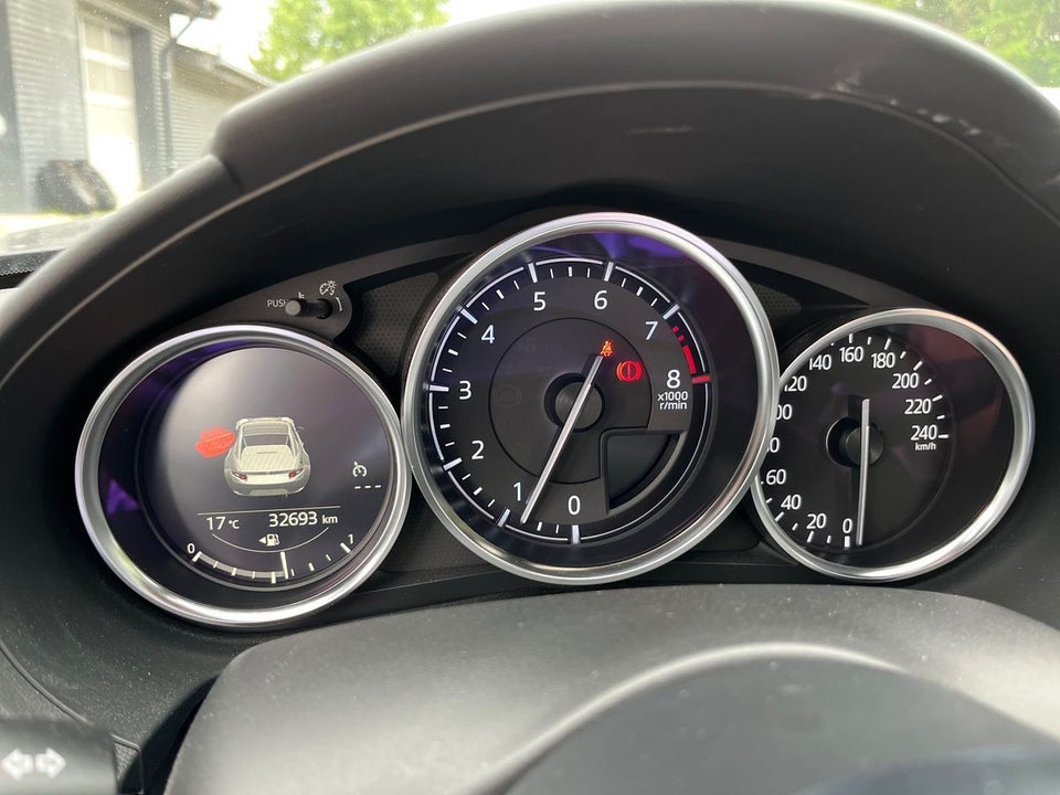 Mazda MX-5 1,5 SkyActiv-G 131 RF 2d