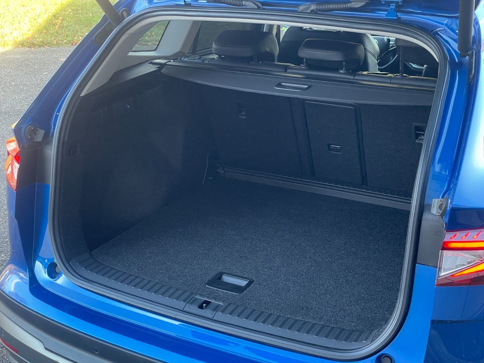 Skoda Enyaq 80 iV Plus Suite 5d