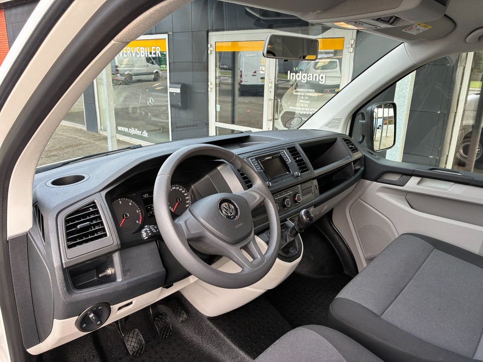 VW Transporter 2,0 TDi 102 Db.Kab m/lad 4d