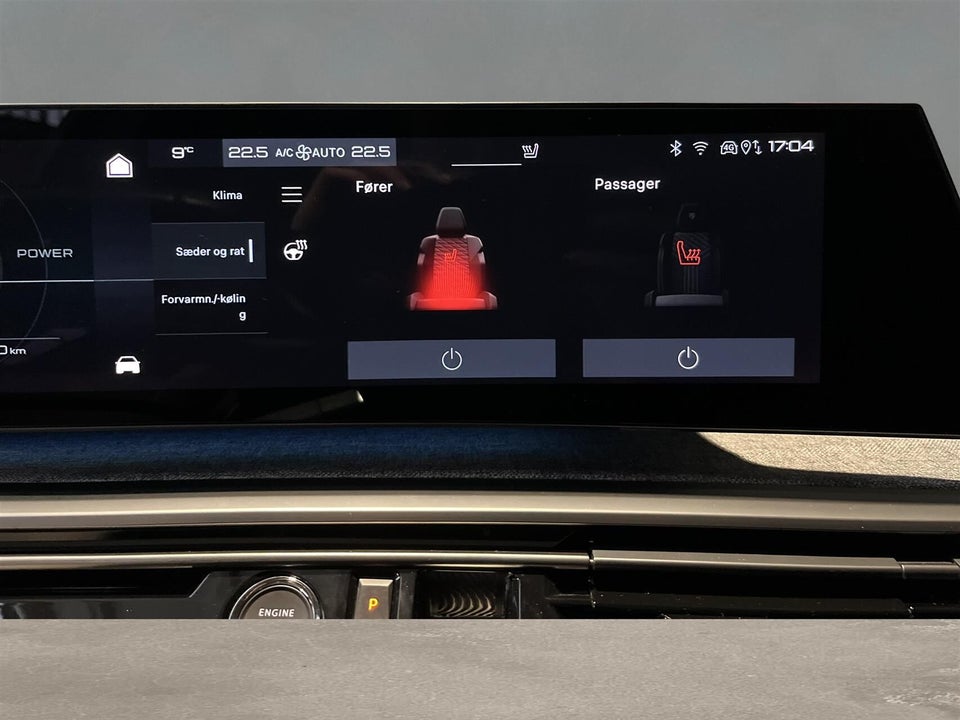 Peugeot e-3008 77 GT Pack 5d