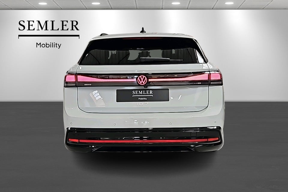 VW ID.7 77 Style+ Tourer 5d