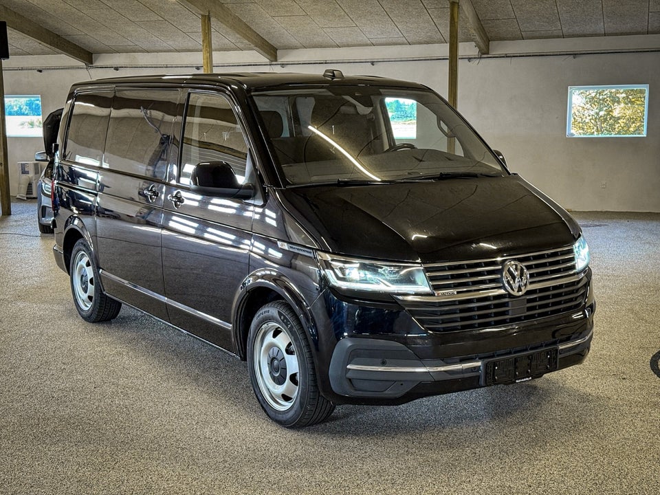 VW Transporter 2,0 TDi 199 Kassevogn DSG 4Motion kort