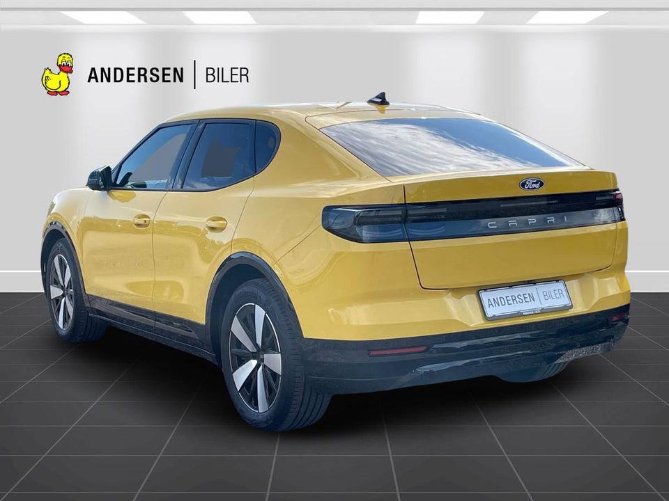 Ford Capri 82 Select Extended Range 5d